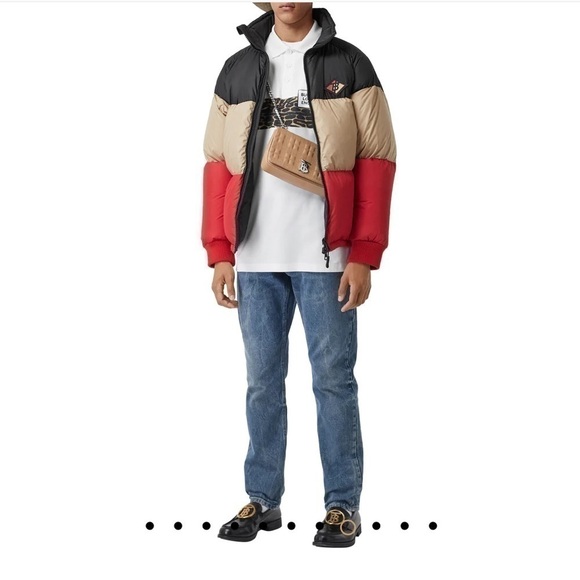 𝅺NWT BURBERRY Small Camel Quilted Grainy Leather Lola Bag - Picture 9 of 11